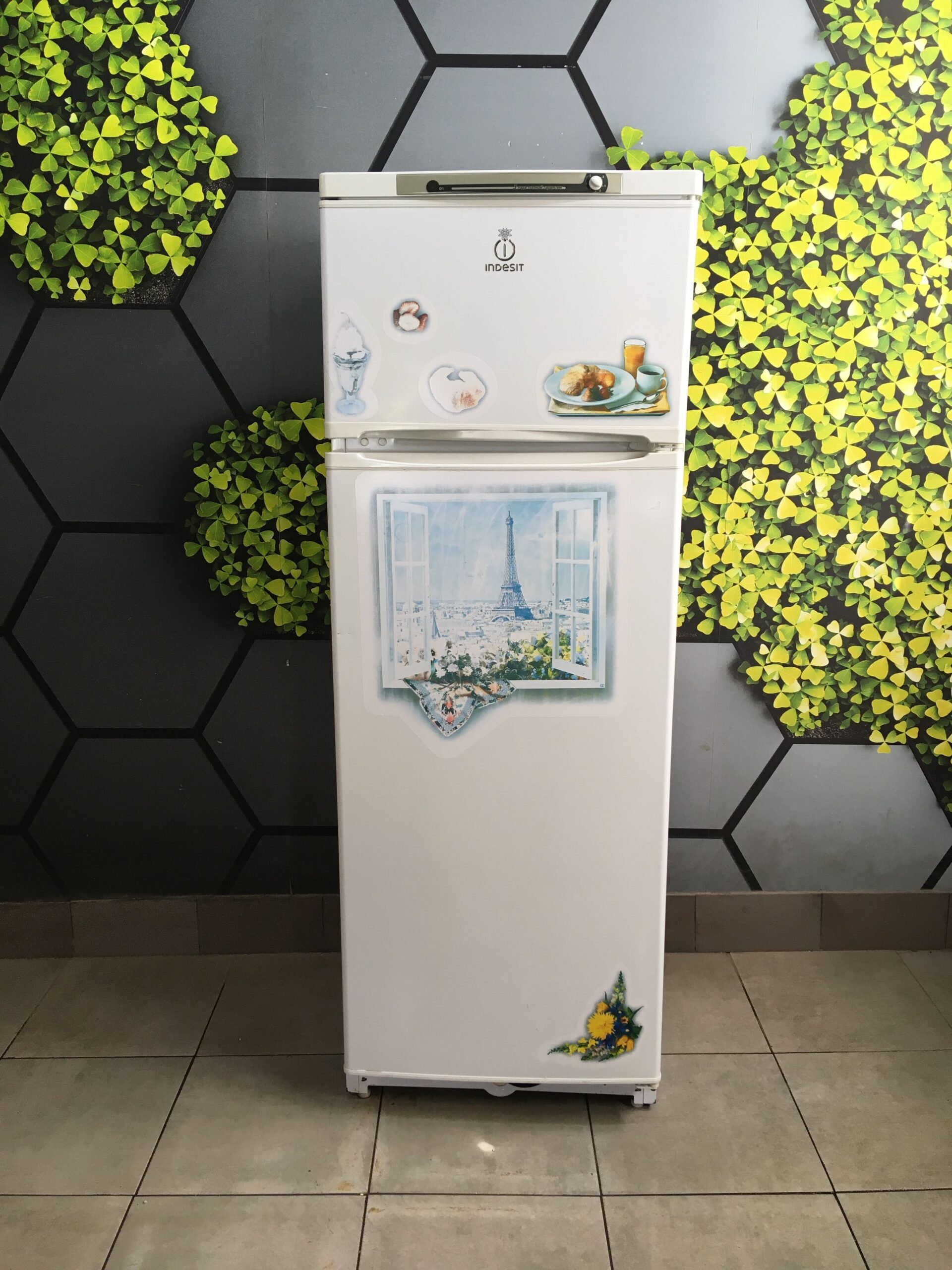 Холодильник INDESIT ST167028 | Интернет-магазин 