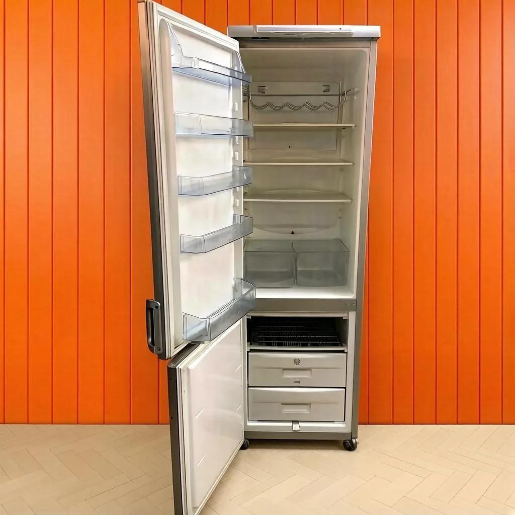 holodilnik-bu-electrolux-erb37098x-1.jpg
